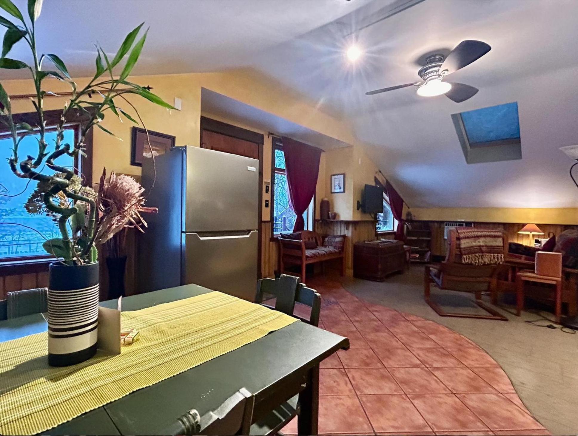 Mistisos Place Vacation Rentals 넬슨 외부 사진