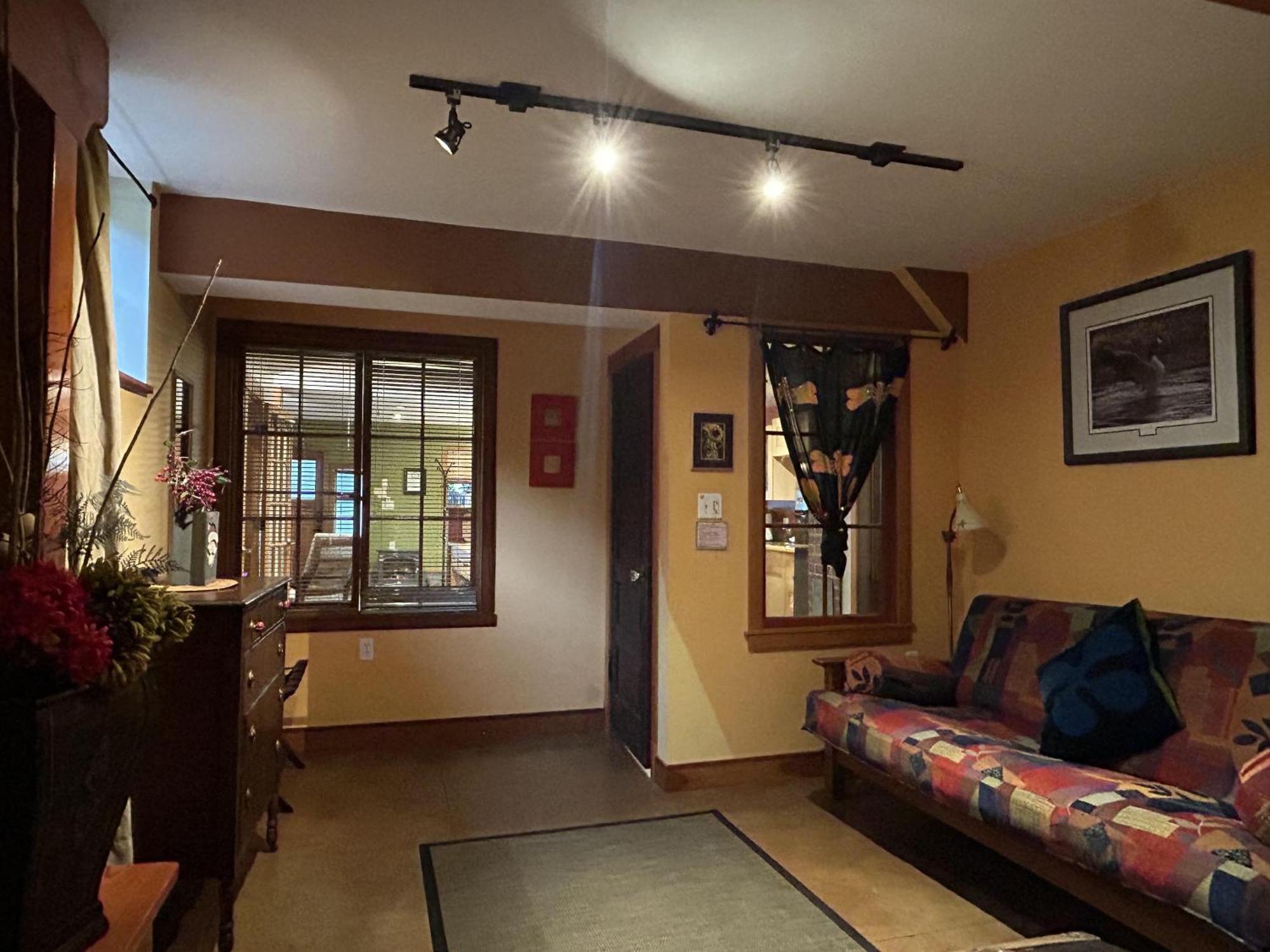 Mistisos Place Vacation Rentals 넬슨 외부 사진