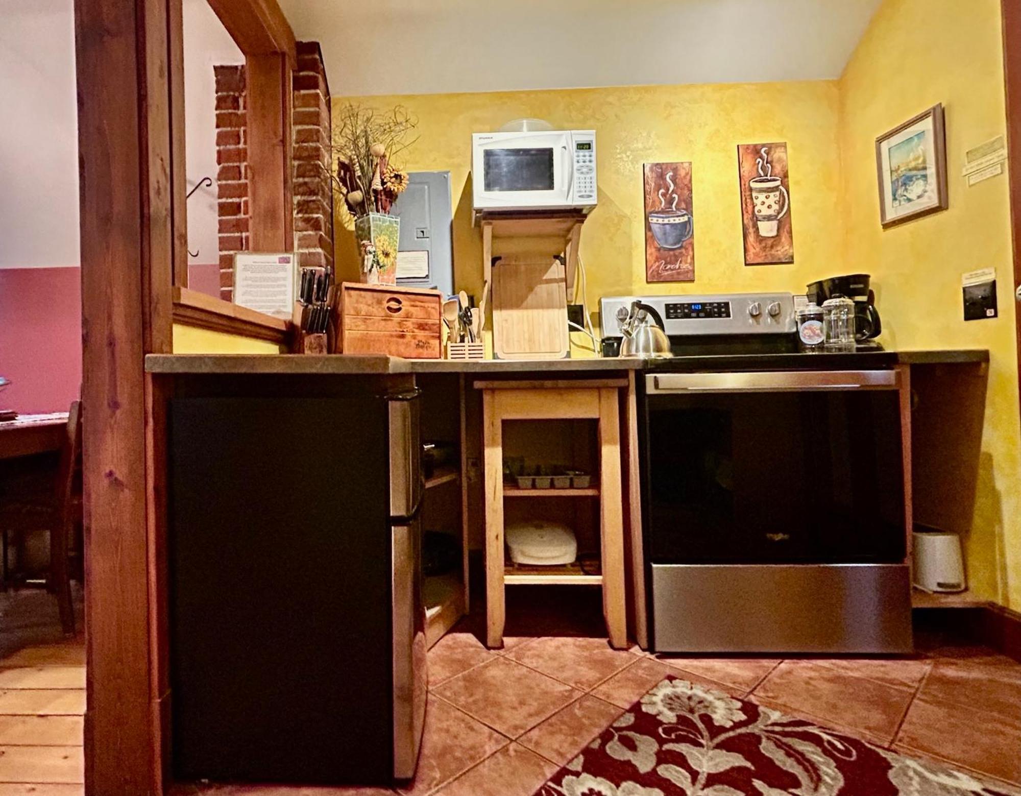 Mistisos Place Vacation Rentals 넬슨 외부 사진